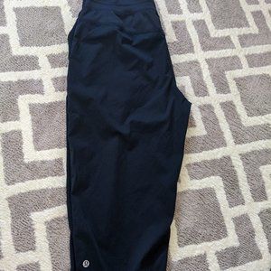 Lululemon Cropped Joggers Size 10 Navy Blue